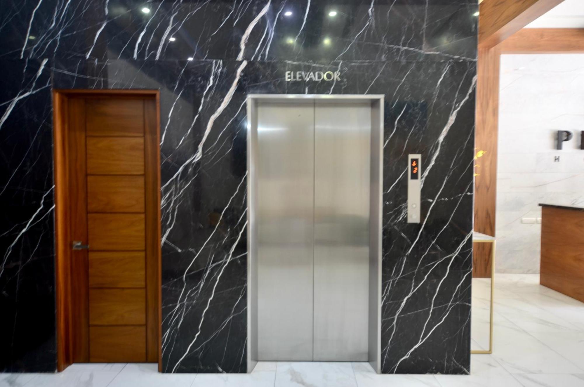 Hotel Plaza Rioverde Río Verde Екстериор снимка